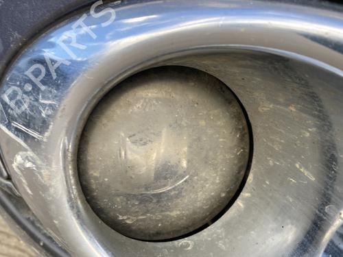 right-front-fog-light-citroen-c-crosser-vu_-vv_-2007-2008-2009-2010-2011-2012-32629843 main image