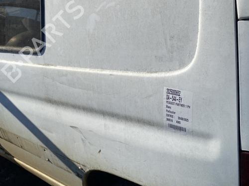 Used Left rear fenders PEUGEOT PARTNER Box Body/MPV (5_, G_) 1.8 D (58 hp) 29318187