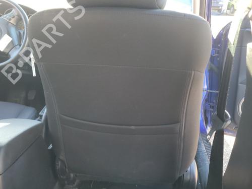 Right front seat MAZDA 3 (BK) 1.6 DI Turbo | BP22127617C16 - Image 4