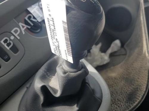 Used Shift knob Shift knob OPEL VIVARO A Van (X83) 1.9 DI (F7) (80 hp) 22121961 22121961