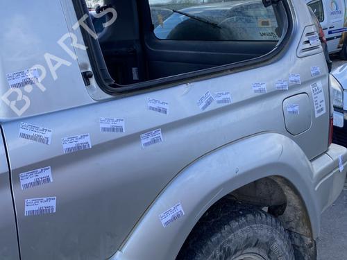 Bagskærm venstre Bagskærm venstre TOYOTA LAND CRUISER 90 (_J9_) [1995-2003] 33701740 33701740