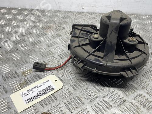 Used Heater blower motor OPEL CORSA C (X01) 1.0 (F08, F68) (60 hp) 33174055