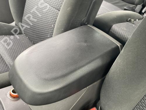 Used Armrest / Center console Armrest / Center console FORD C-MAX (DM2) 1.8 TDCi (115 hp) 30877434 30877434