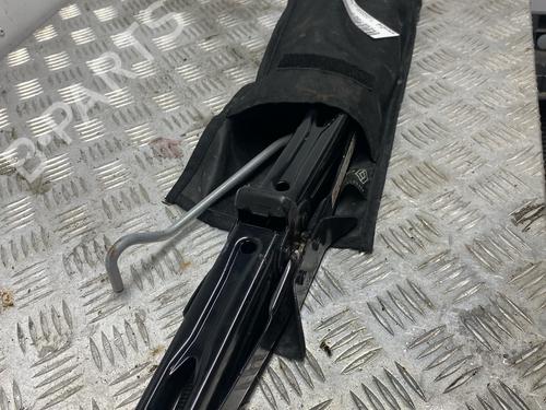 Used Jack Kit Jack Kit 37683614 37683614