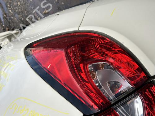 Højre baglygte RENAULT CAPTUR I (J5_, H5_) 1.5 dCi 90 (J5N4, J5M5, J5MW, J5M6, J5AL, J5AJ) (90 hp) 19905314