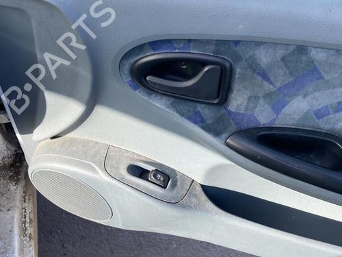 Used Front right panel Front right panel RENAULT MEGANE I (BA0/1_) 2.0 i (BA0G) (114 hp) 32734261 32734261