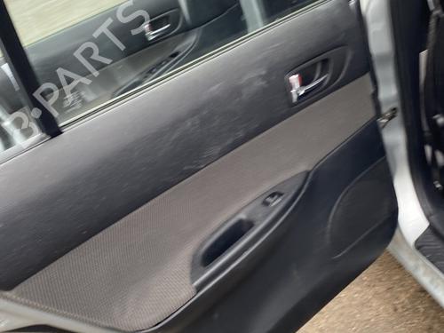 Forra trás esquerda MAZDA 6 Hatchback (GG) 2.0 DI (GG14) (121 hp) 32393042