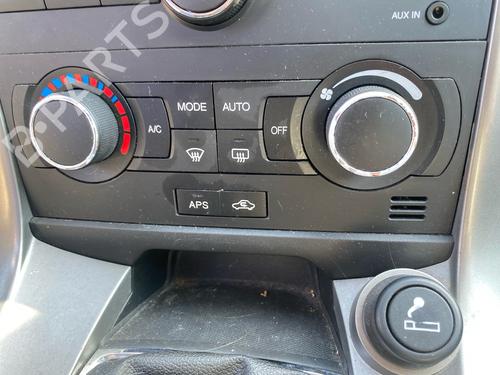 Used Climate control Climate control 38927508 38927508