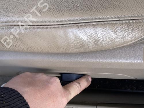 Used Left front seat Left front seat JEEP COMPASS (MK49) 2.2 CRD 4x4 (163 hp) 29318103 29318103