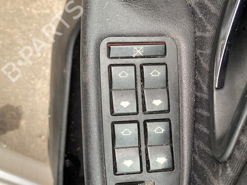 Used Left front window switch BMW 5 (E39) 525 d (163 hp) 23784837