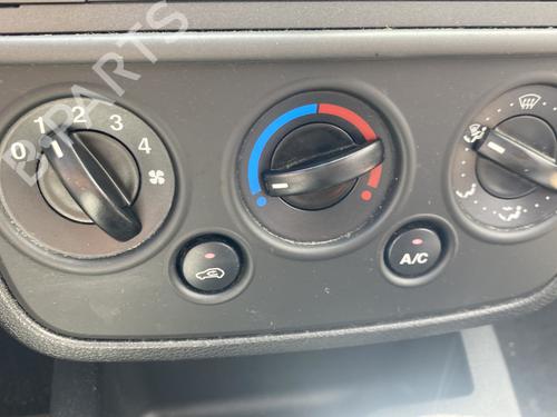Commande Chauffage FORD FIESTA V (JH_, JD_) 1.6 TDCi | BP27402964I5 