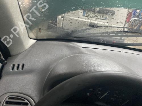 Used Dashboard Dashboard PEUGEOT 206 Hatchback (2A/C) 2.0 HDI 90 (90 hp) 30851851 30851851
