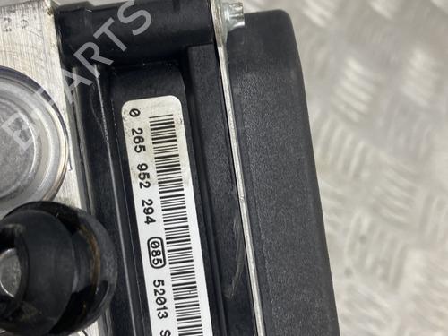 abs-pump-peugeot-508-i-8d_-16-bluehdi-120-1613665980-2010-2011-2012-2013-2014-2015-2016-2017-2018-22125641 main image