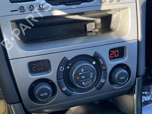 Used Climate control PEUGEOT 308 SW I (4E_, 4H_) 1.6 HDi (112 hp) 24827156