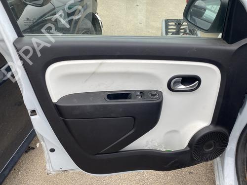 Used Front left panel RENAULT TWINGO III (BCM_, BCA_) 1.0 SCe 65 (BCMJ) (65 hp) 33114973