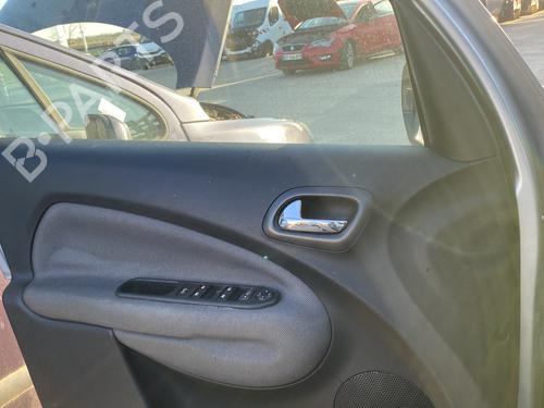 Front left panel CITROËN C3 Picasso (SH_) 1.4 VTi 95 (SH8FSC, SH8FP0, SH8FP6) | BP33553577C58 - Image 3