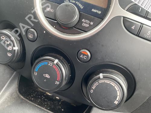 Used Climate control Climate control MAZDA 2 (DE_, DH_) 1.5 (DE5FS) (103 hp) 32362522 32362522