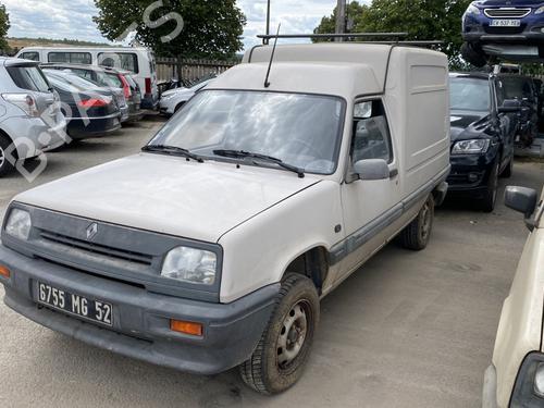 Brugte RENAULT RAPID Box Body/MPV (F40_, G40_) 1.2 (54 hp) 3264674