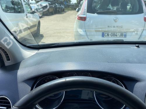 Used Dashboard Dashboard FIAT BRAVO II (198_) 1.6 D Multijet (198AXL1B) (120 hp) 26557531 26557531