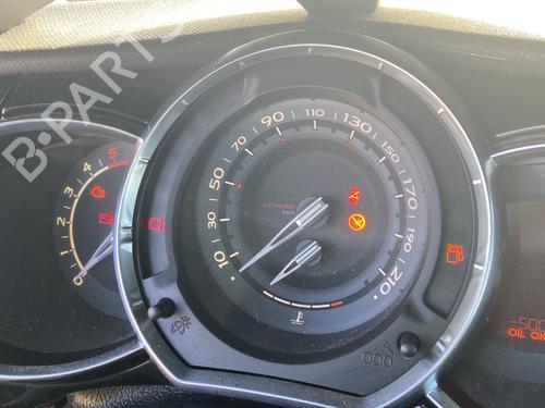 Used Instrument cluster Instrument cluster 30636412 30636412