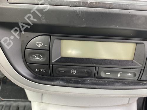 AC Styreenhet / Manøvreringsenhet CITROËN C3 I (FC_, FN_) 1.4 HDi (68 hp) 23948791