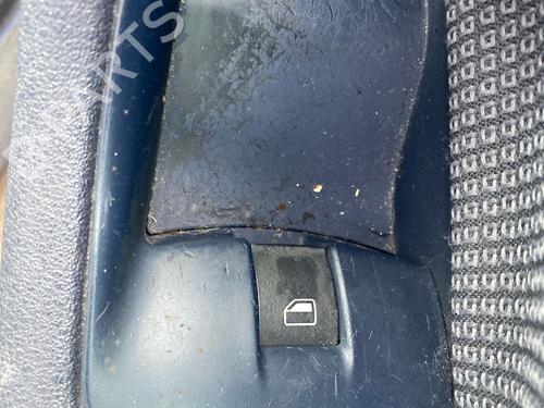 Right front window switch AUDI A3 (8P1) 1.6 | BP39449299I26 - Image 2