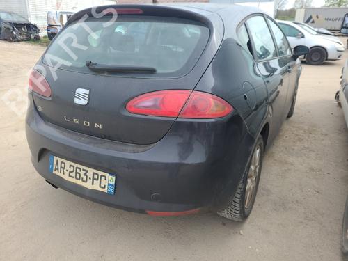 Front left seatbelt SEAT LEON (1P1) 1.9 TDI | BP33933766I26 - Image 6