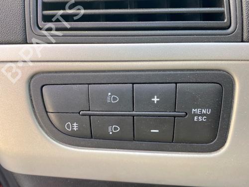 Headlight switch FIAT GRANDE PUNTO (199_) 1.3 D Multijet (199.AXD11, 199.AXD1A, 199.AXD1B,... | BP39426443I24 - Image 3