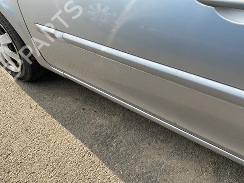 Door moulding trim RENAULT CLIO III (BR0/1, CR0/1) 1.5 dCi (BR17, CR17) | BP29282088C150 