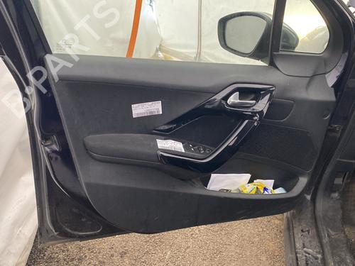 Venstre frontpanel PEUGEOT 208 I (CA_, CC_) 1.6 HDi / BlueHDi 75 (75 hp) 32122856