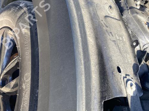 Used Front right wheel arch trim Front right wheel arch trim 37749481 37749481