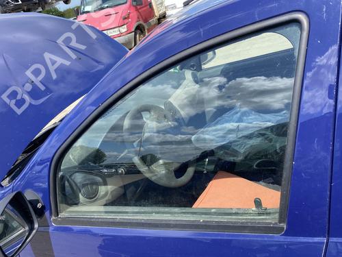 Vitre porte avant gauche DACIA SANDERO 1.4 (BS0C, BS0A, BS0G, BS1F, BS0E) (75 hp) 26173269
