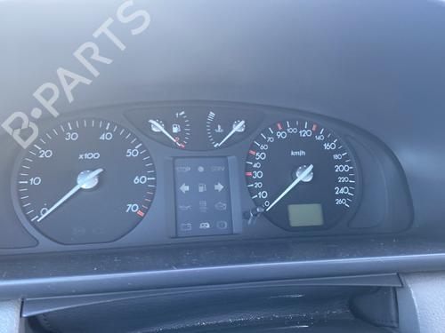 Used Instrument cluster Instrument cluster 31715168 31715168