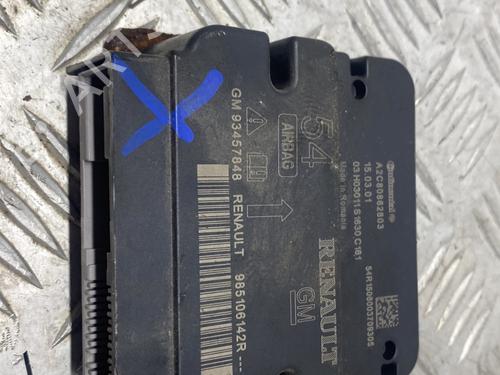 Used ECU airbags RENAULT TRAFIC III Van (FG_) 1.6 dCi 115 (FGMD) (116 hp) 30200015