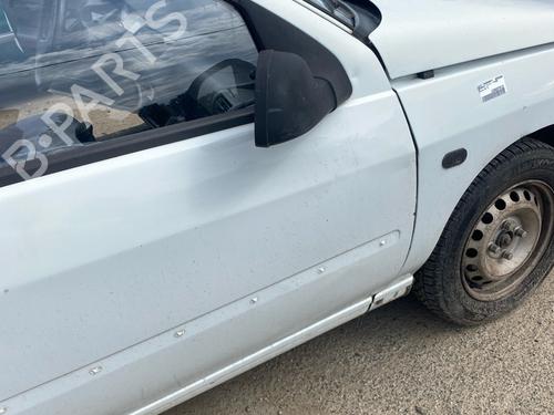Used Right front door Right front door 37527018 37527018