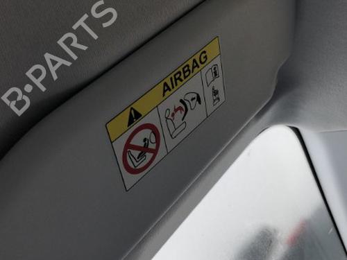 Right sun visor PEUGEOT 208 II (UB_, UP_, UW_, UJ_) 1.5 BlueHDI 100 | BP22122981I2