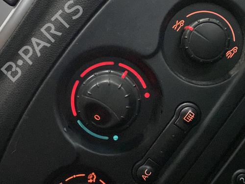 Used Climate control Climate control RENAULT CLIO III (BR0/1, CR0/1) 1.5 dCi (BR17, CR17) (86 hp) 23784123 23784123