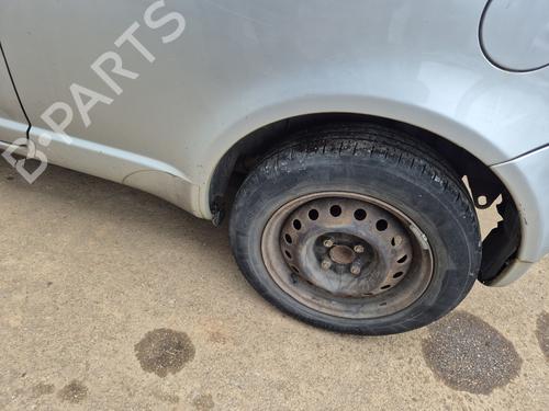 Used Rear axle TOYOTA YARIS (_P1_) 1.0 (SCP10_, SCP10R) (65 hp) 21260018