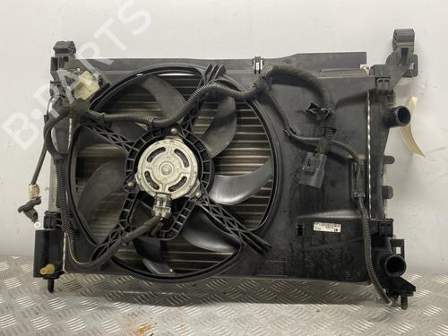 Used Water radiator Water radiator 30851799 30851799
