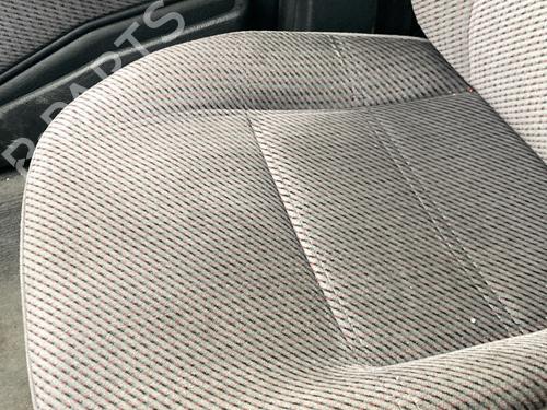 Used Right front seat Right front seat CITROËN ZX (N2) 1.9 D (68 hp) 23782547 23782547