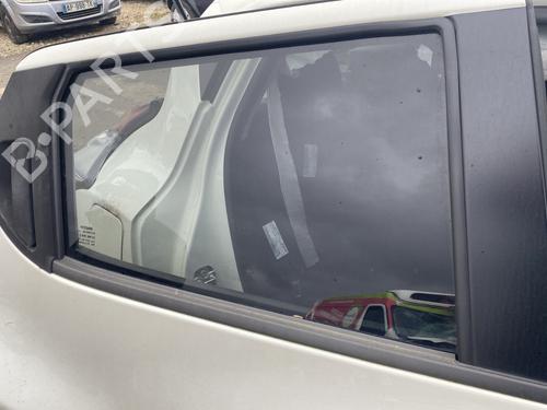 rear-right-door-window-nissan-juke-f15-2010-2011-2012-2013-2014-2015-2016-2017-2018-2019-32295122 main image