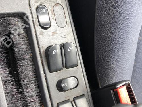 Used Switch SAAB 900 II 2.0 i (131 hp) 22113030