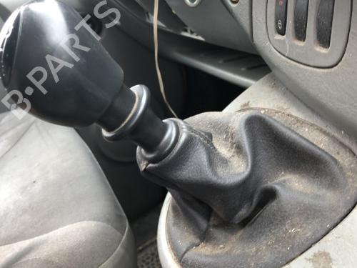 Shift knob RENAULT TRAFIC II Van (FL) 2.0 dCi 90 (FL0H, FL00, FL01, FL0M, FL0P, FL0S) | BP22123724I34 - Image 2