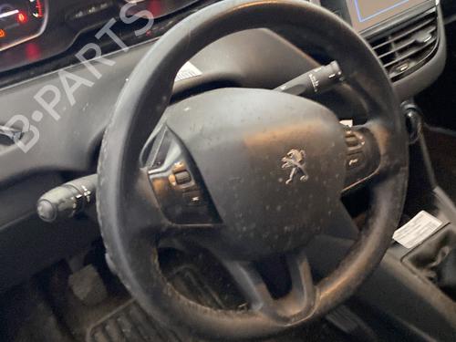 Used Steering wheel PEUGEOT 208 I (CA_, CC_) 1.2 VTI 82 (82 hp) 32165565