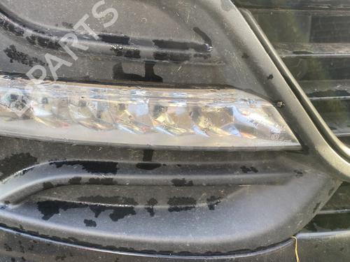 Farol diurno direito RENAULT MEGANE III Grandtour (KZ0/1) 1.5 dCi (KZ09, KZ0D, KZ1G, KZ29, KZ14, KZ1W, KZ10, KZ1F,... (110 hp) 30821274