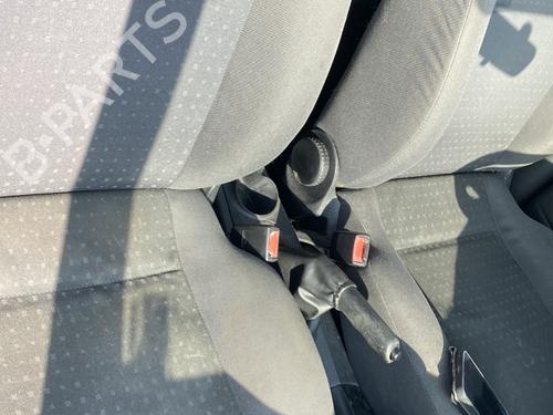 Stol høyre foran FORD FOCUS I (DAW, DBW) 1.8 16V | BP26462325C16 