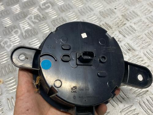 Right daytime light RENAULT TWINGO III (BCM_, BCA_) 0.9 TCe 90 (BCM9, BCM2) | BP38092134C103 - Image 3