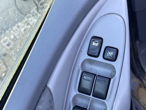 Used Left front window switch NISSAN ALMERA TINO (V10) 2.2 dCi (112 hp) 24802843