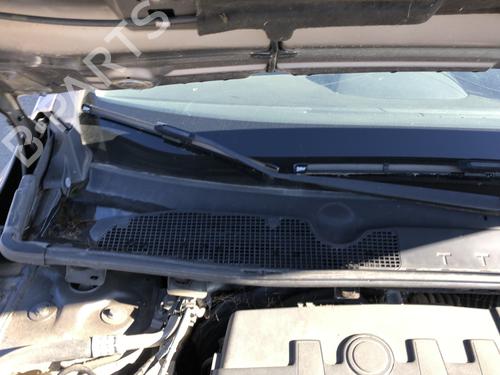 Used Scuttle panel RENAULT MEGANE III Hatchback (BZ0/1_, B3_) 1.9 dCi (BZ0N, BZ0J) (131 hp) 20660247