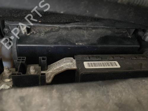 Used Air filter box RENAULT SCÉNIC III (JZ0/1_) 1.5 dCi (JZ02, JZ0R) (95 hp) 31919183